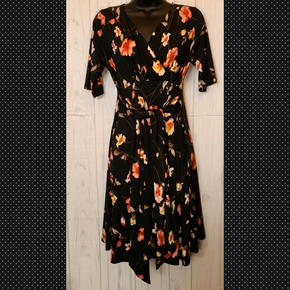 ❤Black floral maternity wrap dress
